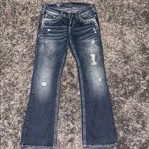 Women’s Silver jeans size 28x31 NEW